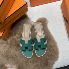 Hermes Slippers